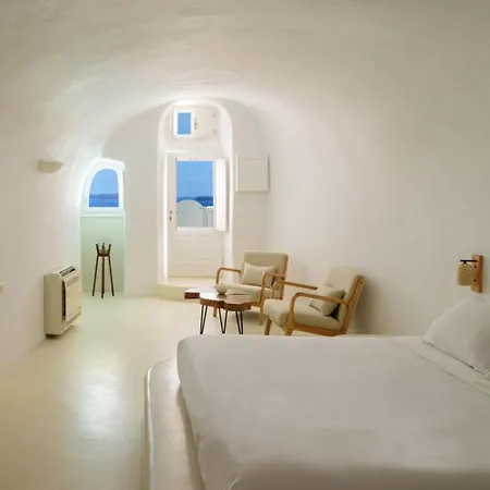 Gaia Suites Villa *