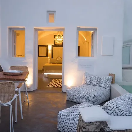 Villa Gaia Suites Ía