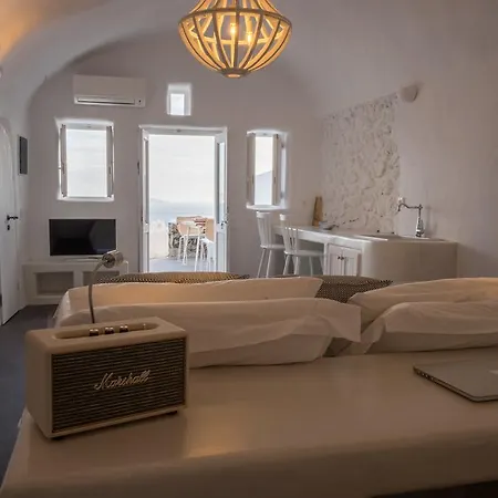Gaia Suites *