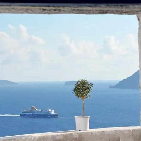 Gaia Suites Ía