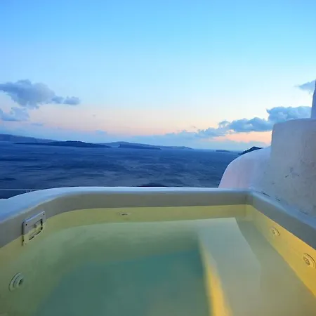 Gaia Suites Villa Ía