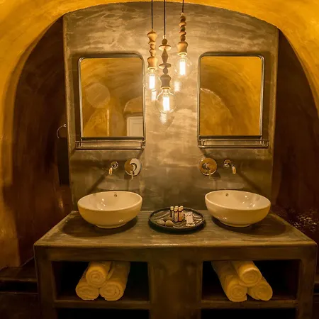 Gaia Suites Villa