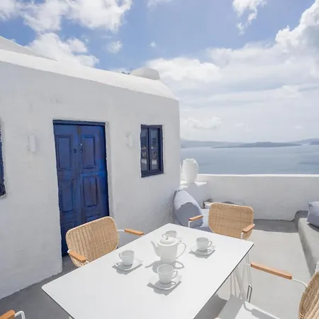 Gaia Suites Ía